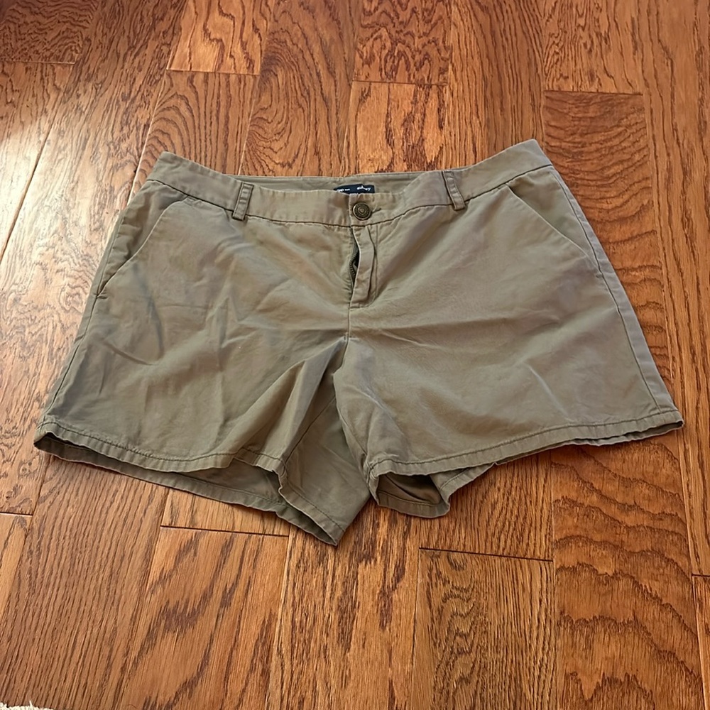 GAP Khaki Green Shorts